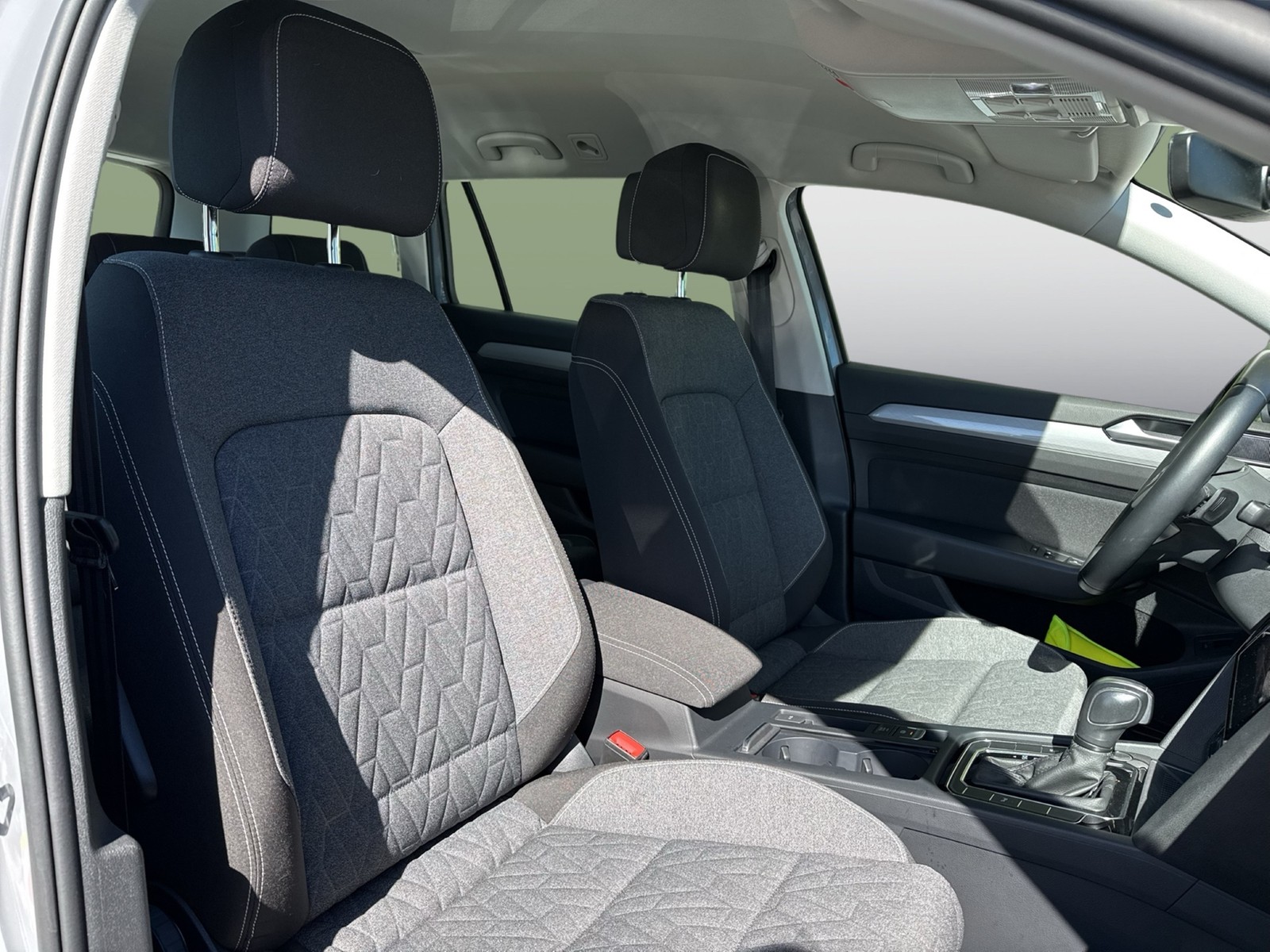 Volkswagen Passat Variant 2.0 BUSINESS AHK KAMERA ACC NAVI