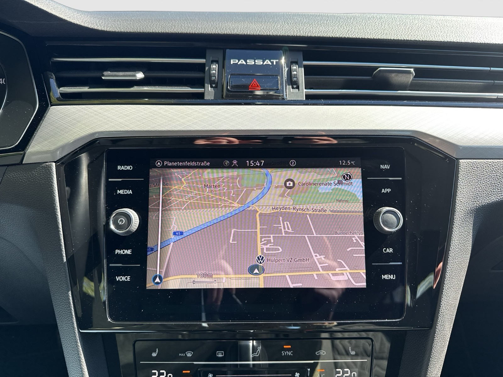 Volkswagen Passat Variant 2.0 BUSINESS AHK KAMERA ACC NAVI