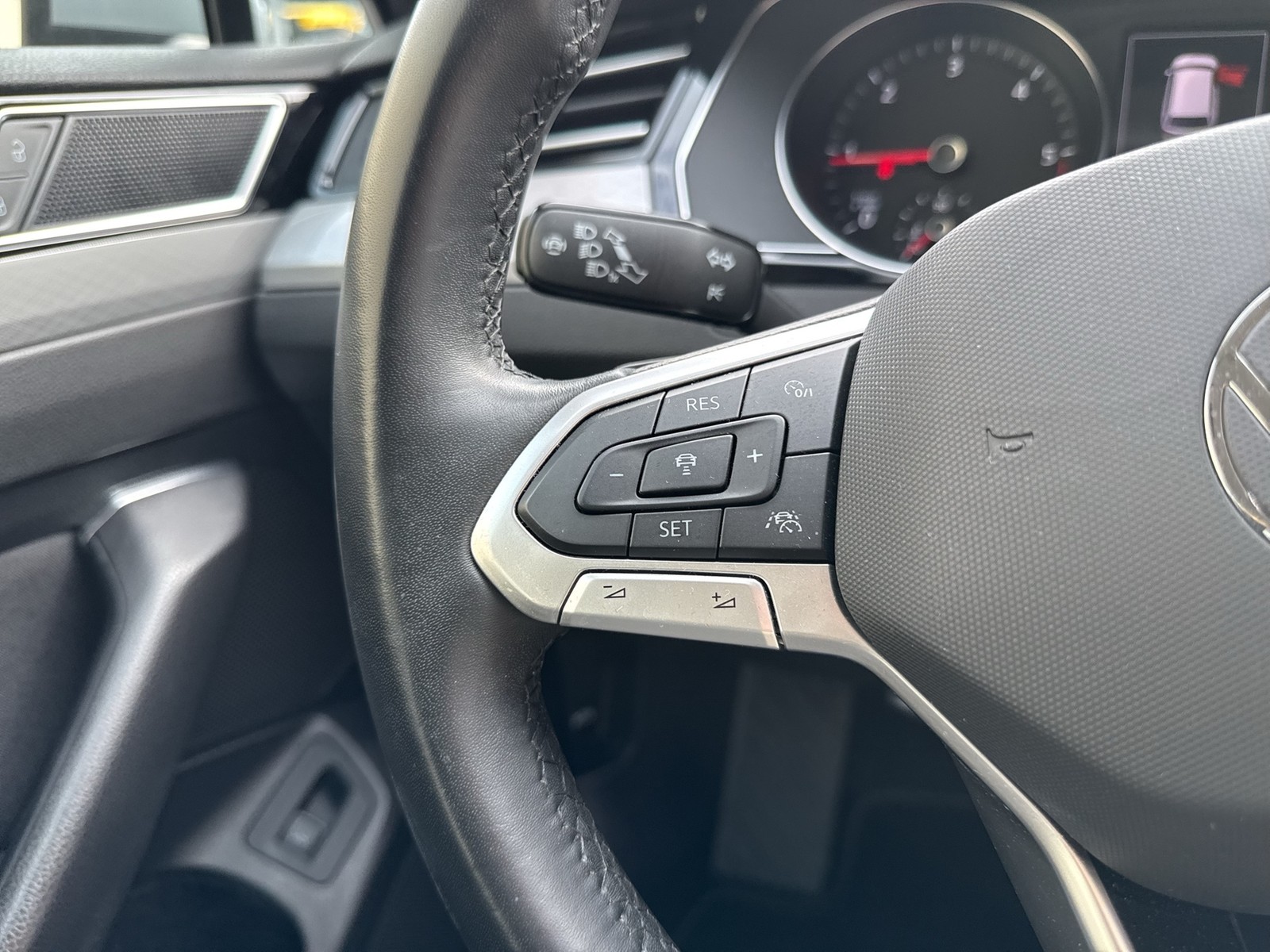 Volkswagen Passat Variant 2.0 BUSINESS AHK CAM ACC NAVI