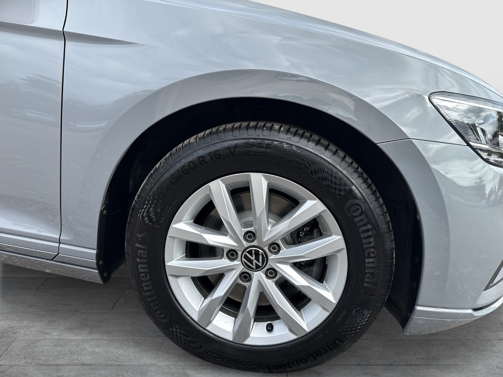 Volkswagen Passat Variant 2.0 BUSINESS AHK CAM ACC NAVI