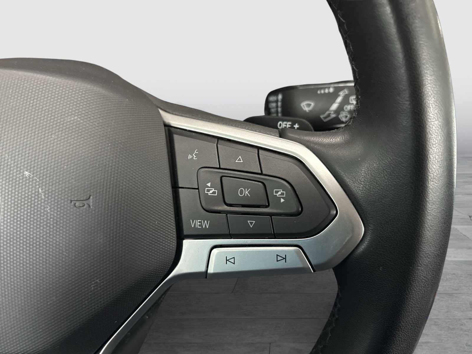 Volkswagen Passat Variant 2.0 BUSINESS AHK ACC NAVI CARPLAY