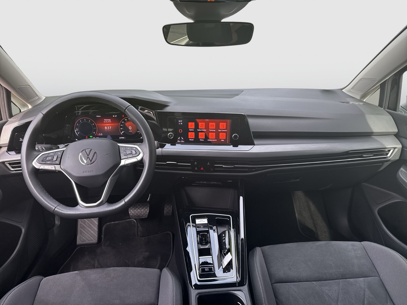 Volkswagen Golf 1.5 eTSI STYLE KAMERA ACC CARPLAY LED+