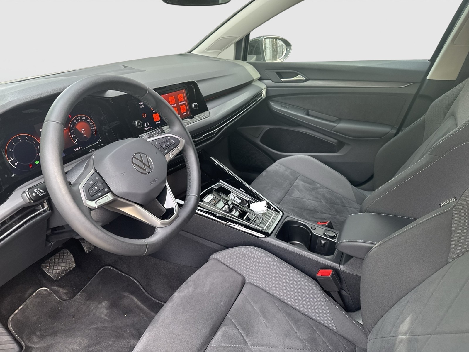 Volkswagen Golf 1.5 eTSI STYLE KAMERA ACC CARPLAY LED+