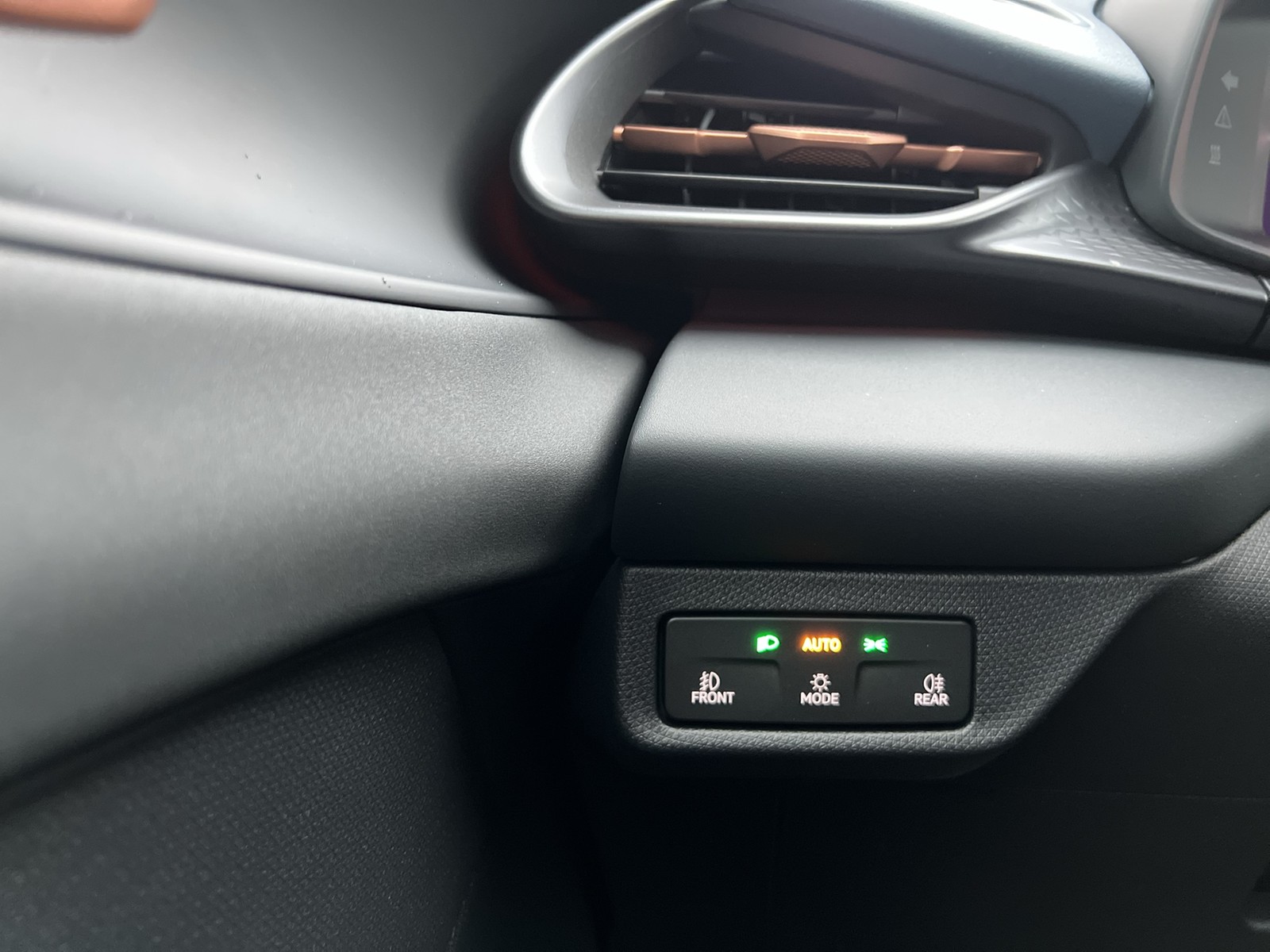 Cupra Terramar 1.5 eTSI CAM ACC LM19 E-KLAPPE CARPLAY