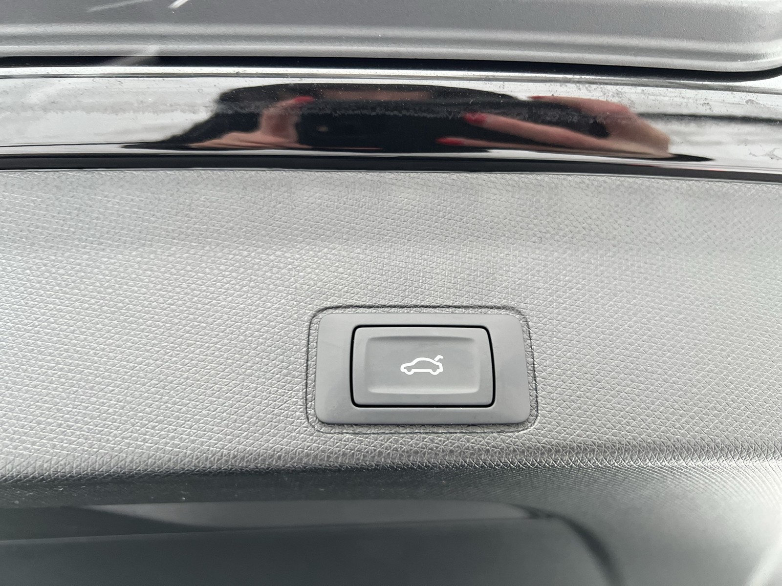 Cupra Terramar 1.5 eTSI CAM ACC LM19 E-KLAPPE CARPLAY