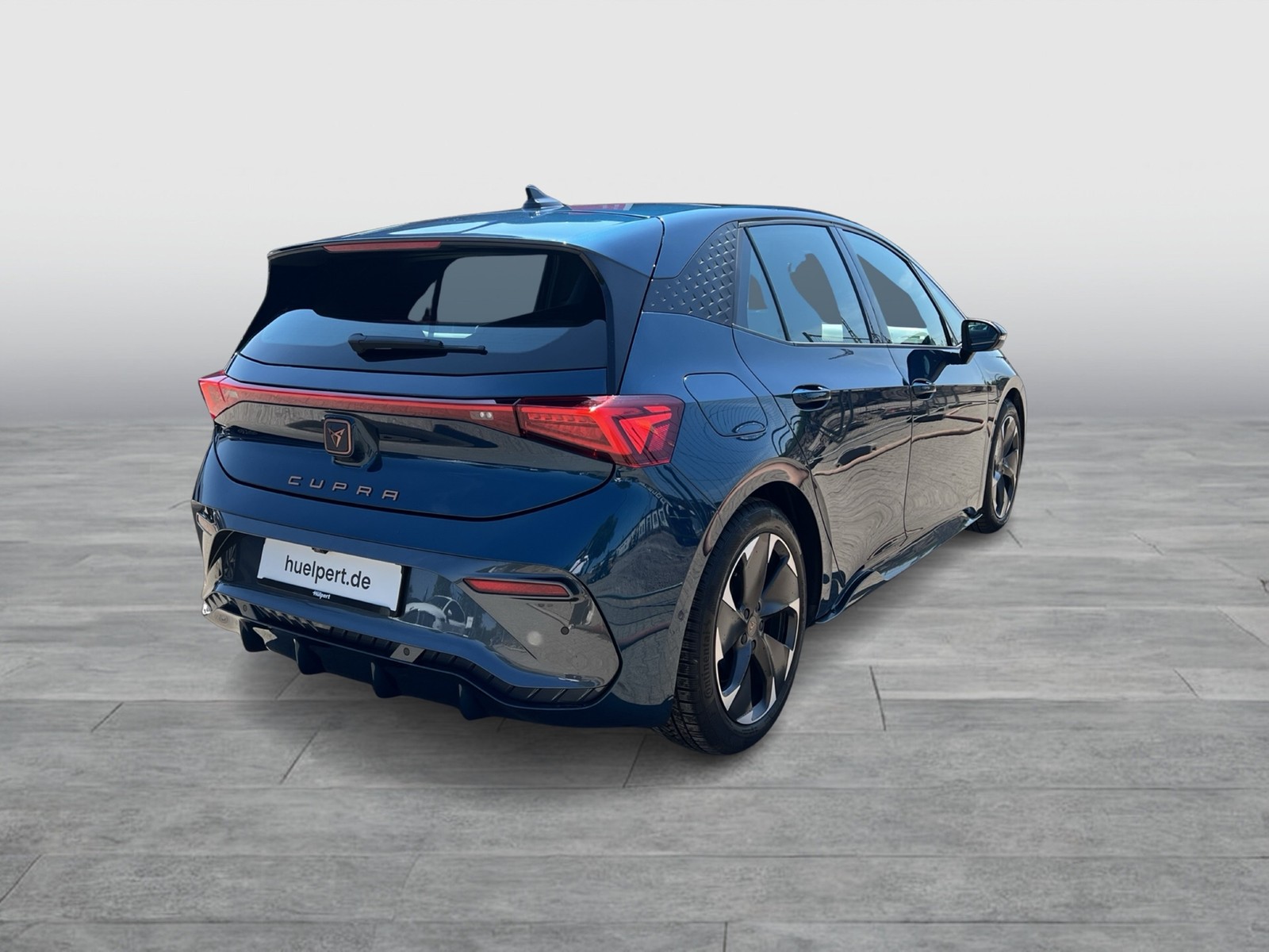 Cupra Born E-BOOST WÄRMEPUMPE PANO 360°CAM ACC LM19