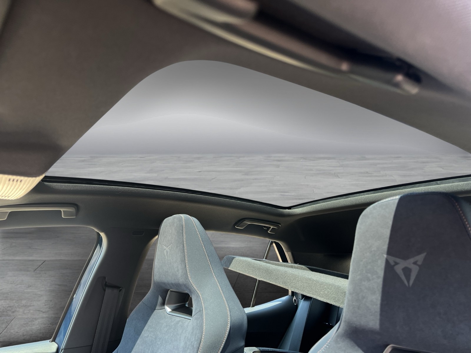 Cupra Born E-BOOST WÄRMEPUMPE PANO 360°CAM ACC LM19