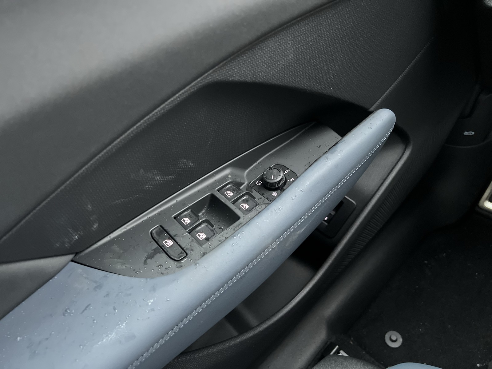 Cupra Terramar 1.5 eTSI CAM ACC LM19 E-KLAPPE CARPLAY