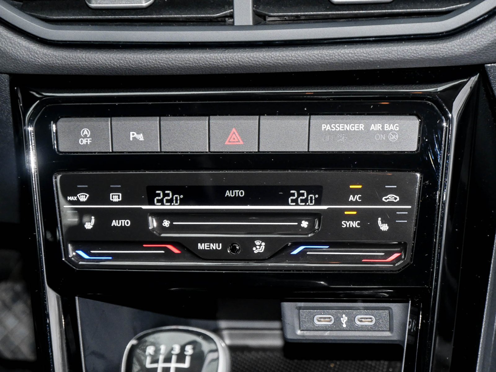 Volkswagen T-Cross 1.0 LIFE ACC ALU LED NAVI SITZHEIZUNG