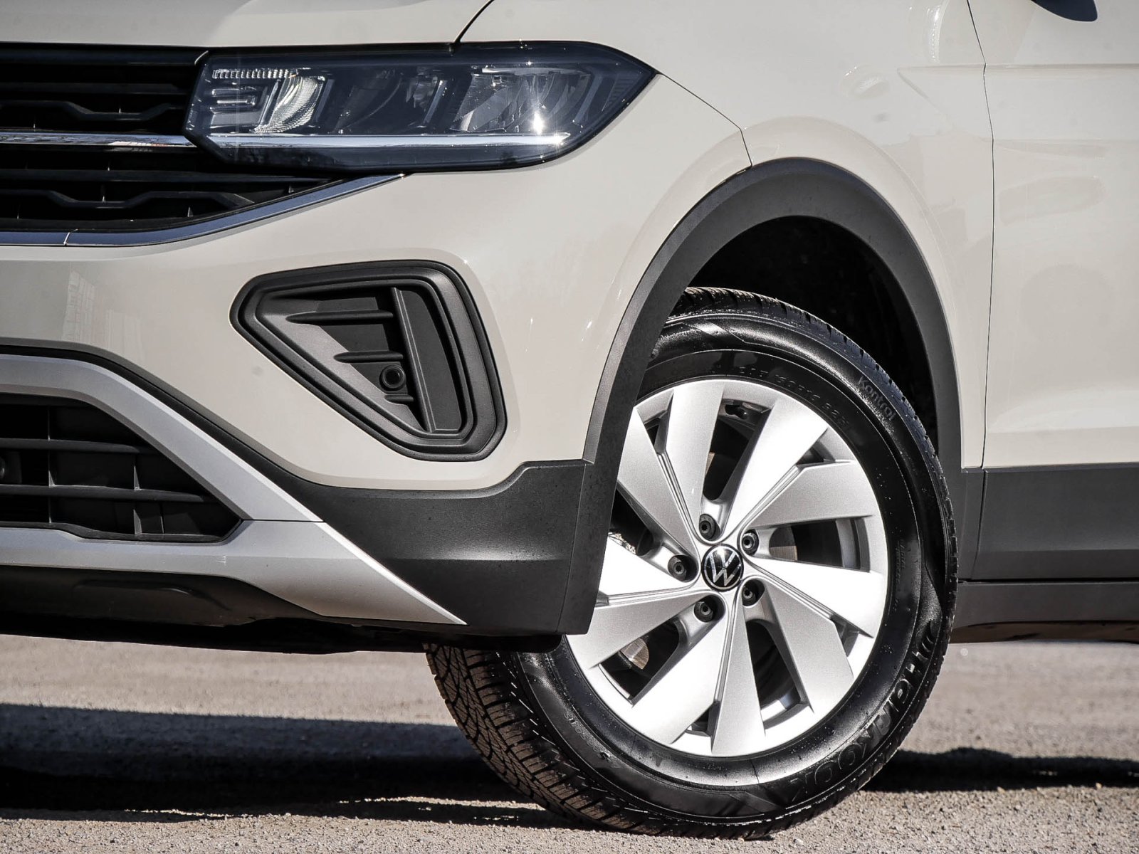 Volkswagen T-Cross 1.0 LIFE ACC ALU LED NAVI SITZHEIZUNG