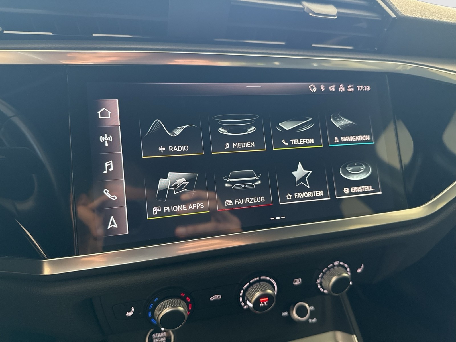 Audi Q3 40 quattro S LINE BLACKPAK LM19 EKLAPPE NAVI+