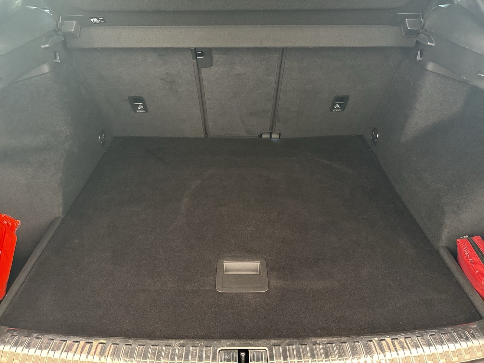 Audi Q3 40 quattro S LINE BLACKPAK LM19 EKLAPPE NAVI+