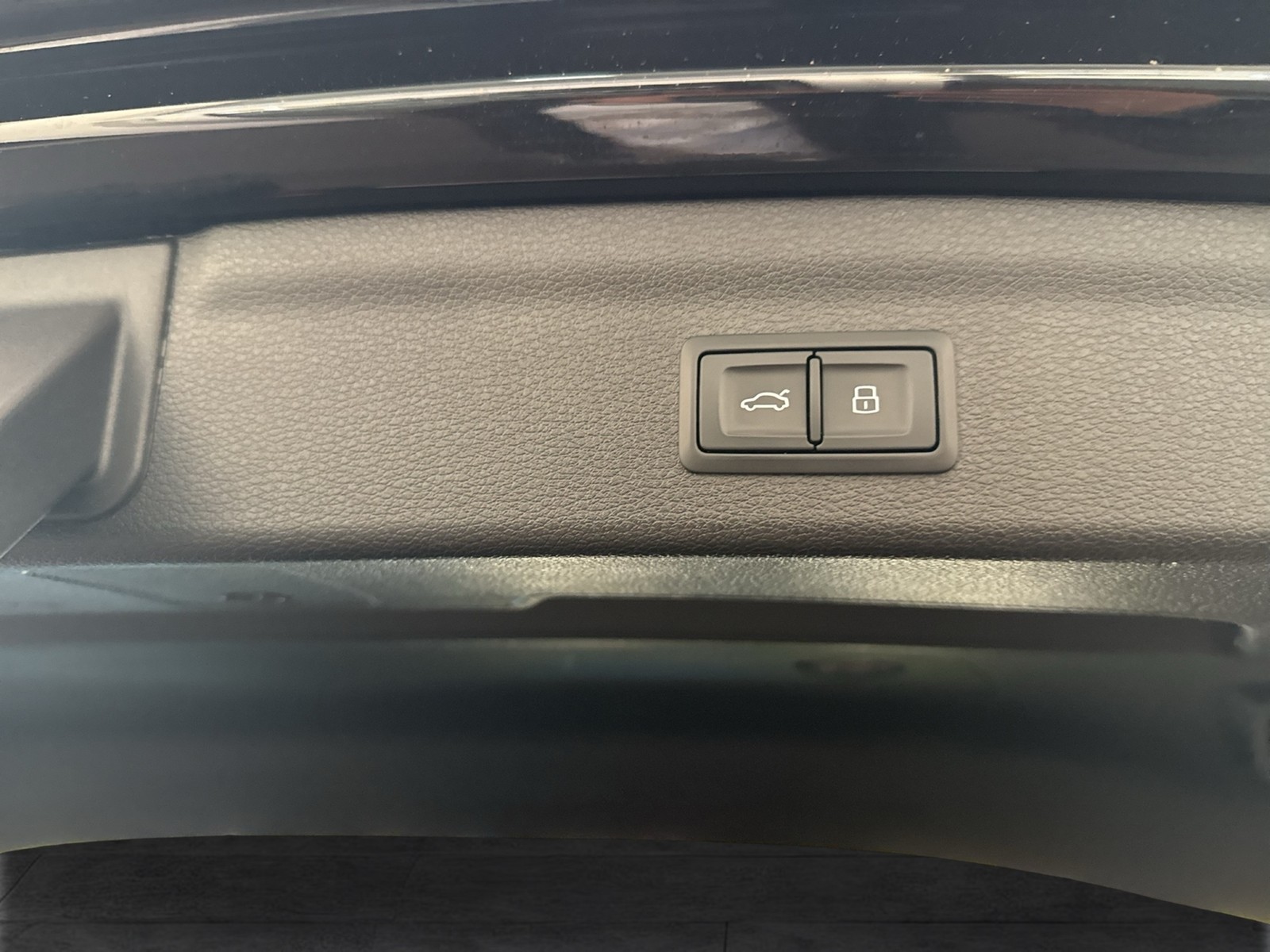 Audi Q3 40 quattro S LINE BLACKPAK LM19 EKLAPPE NAVI+