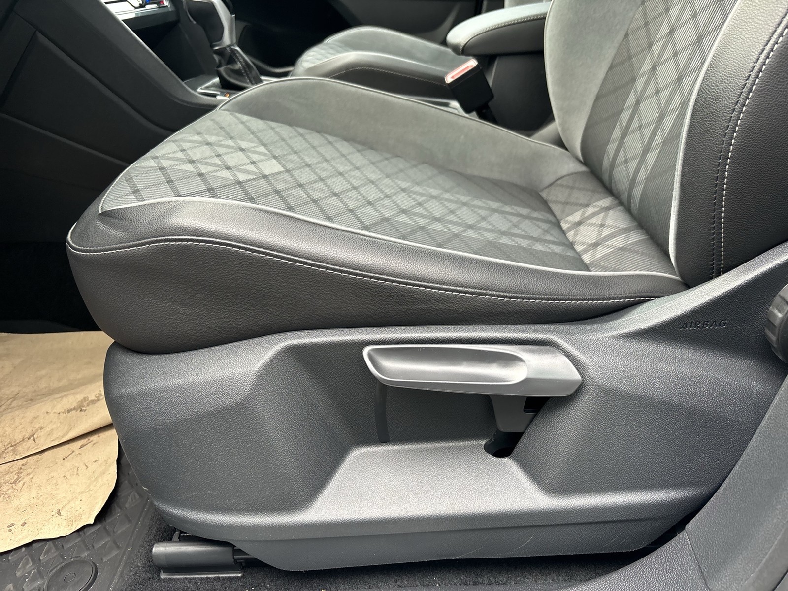 Volkswagen Tiguan Allspace 2.0 R-LINE 4X4 360°CAM ACC LM19