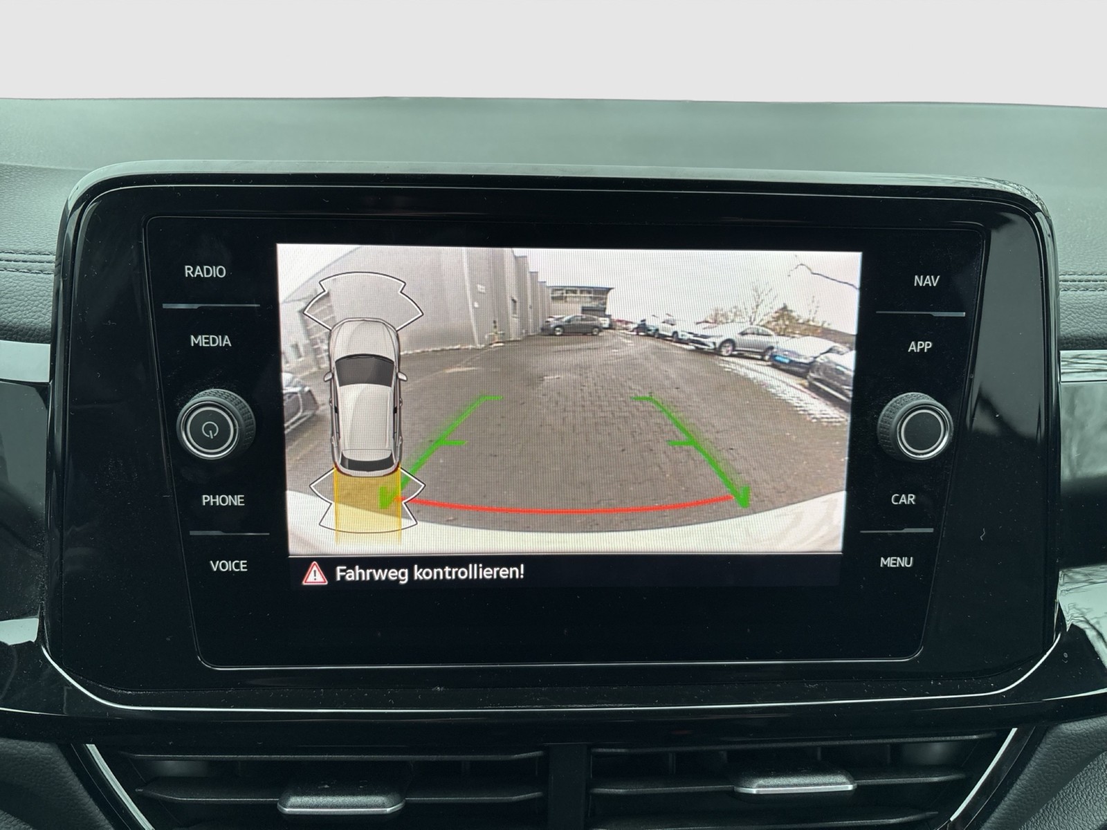 Volkswagen T-Roc 1.5 R-LINE BLACKSTYLE CAM ACC LM18 CARPLAY
