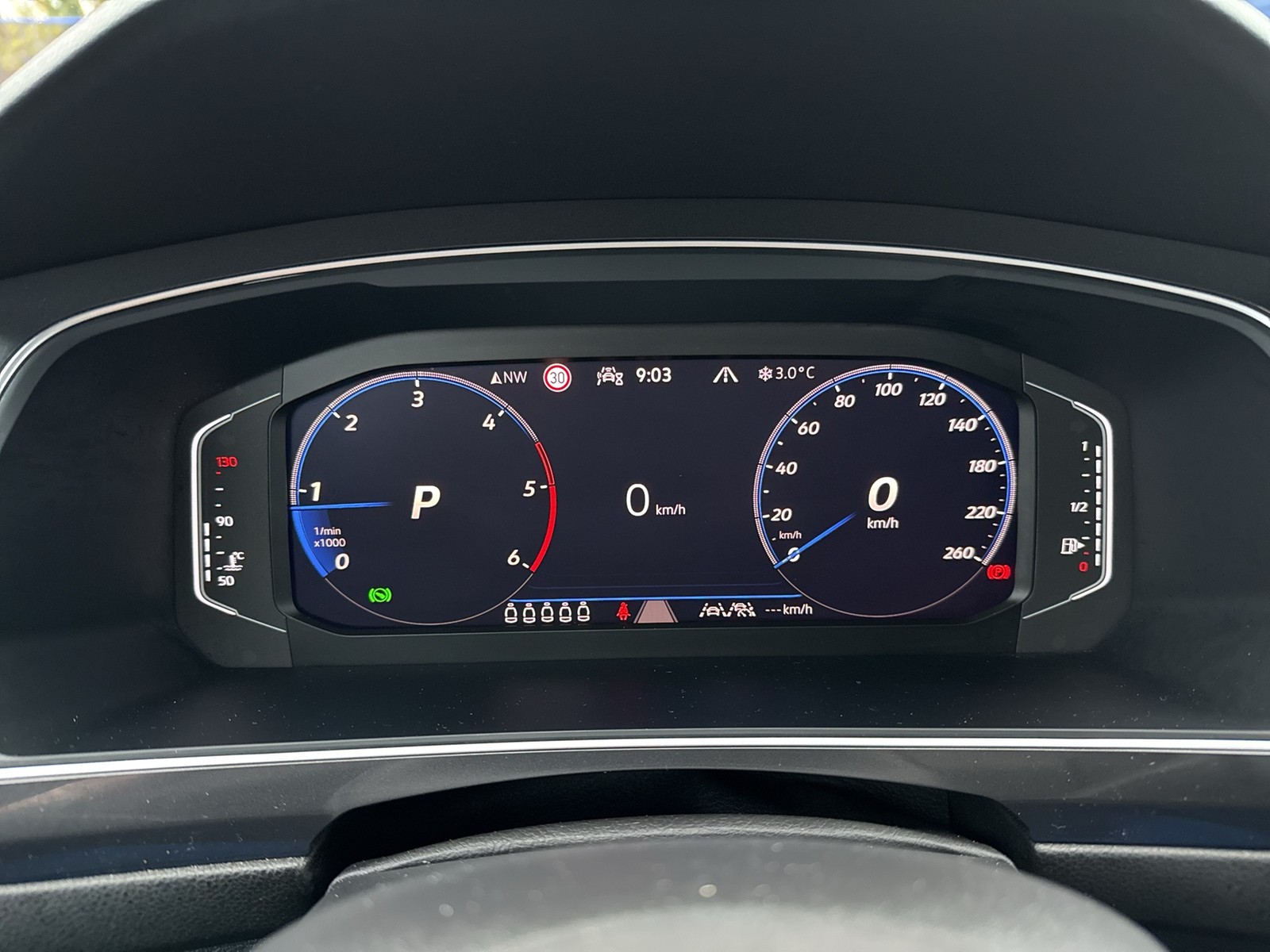 Volkswagen Tiguan Allspace 2.0 R-LINE BLACK STYLE PANO LM20