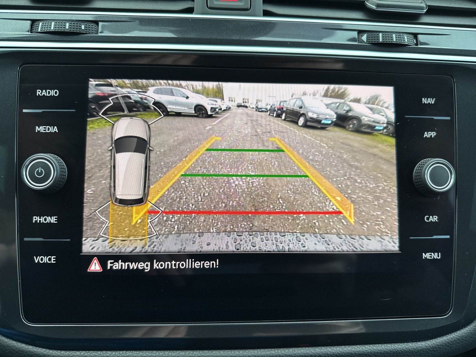 Volkswagen Tiguan Allspace 2.0 R-LINE BLACK STYLE PANO LM20