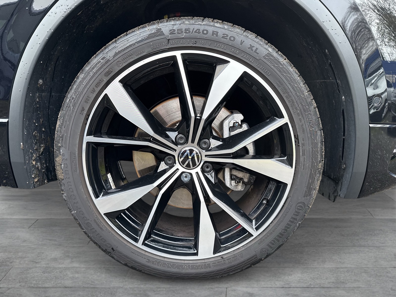 Volkswagen Tiguan Allspace 2.0 R-LINE BLACK STYLE PANO LM20