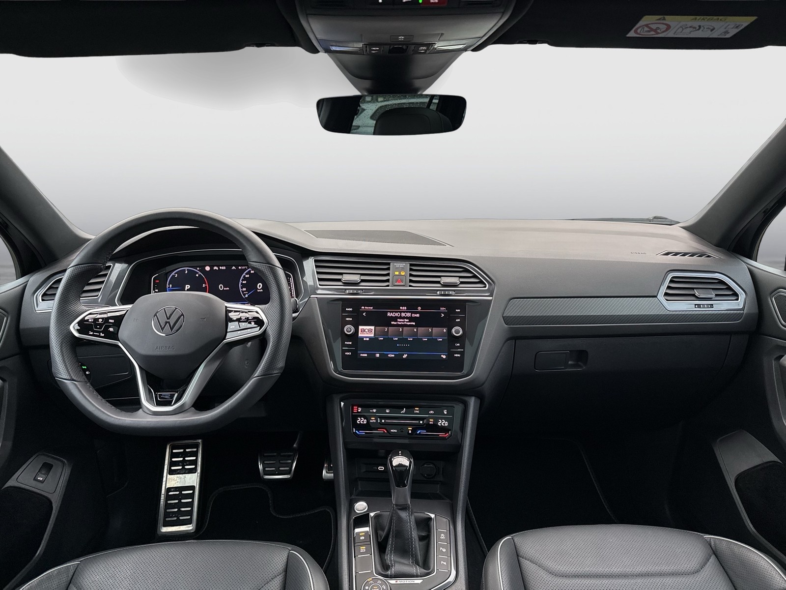 Volkswagen Tiguan Allspace 2.0 R-LINE BLACK STYLE PANO LM20