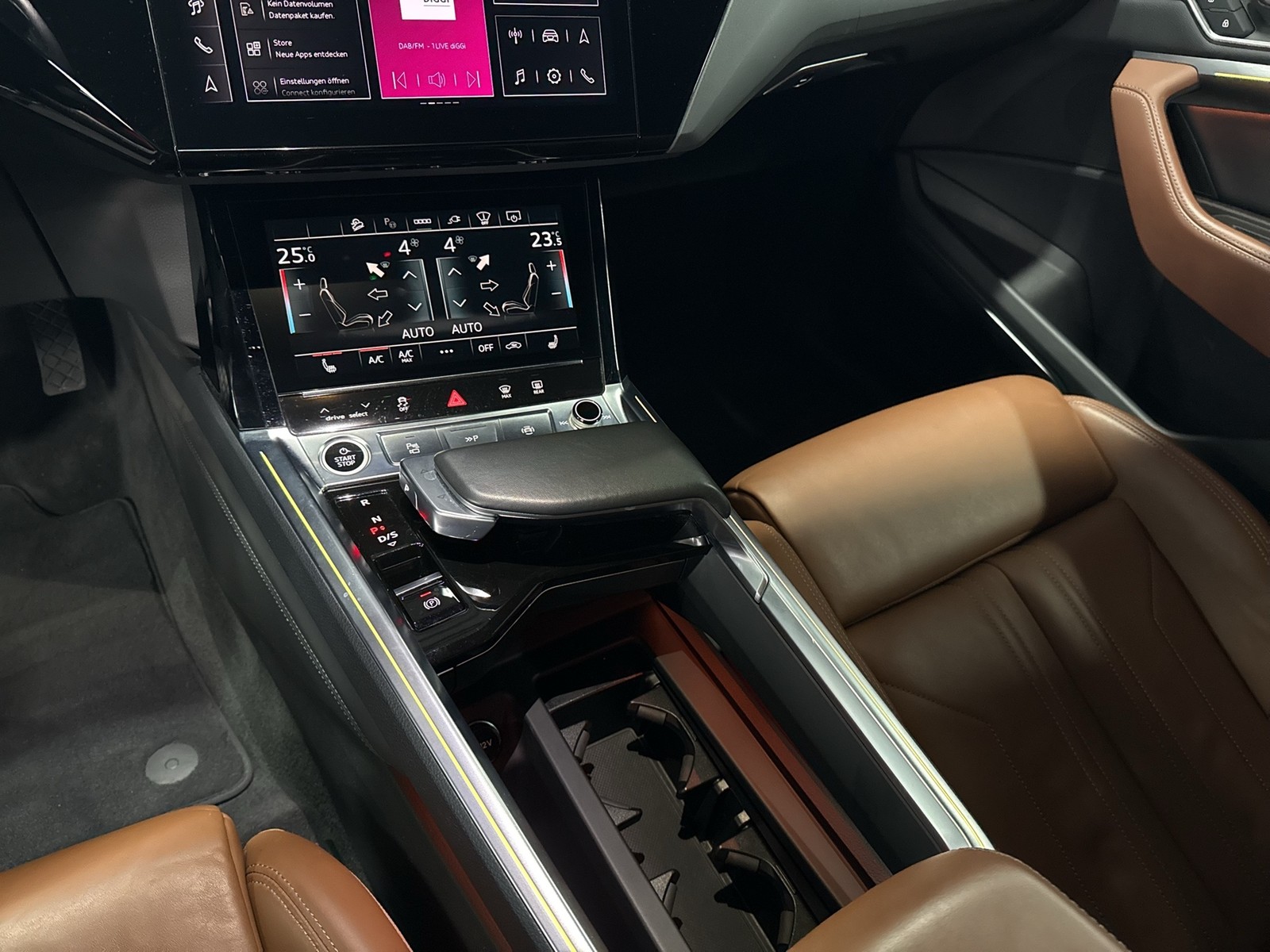 Audi Q8 e-tron 55 Qu. advanced PANO B&O LEDER