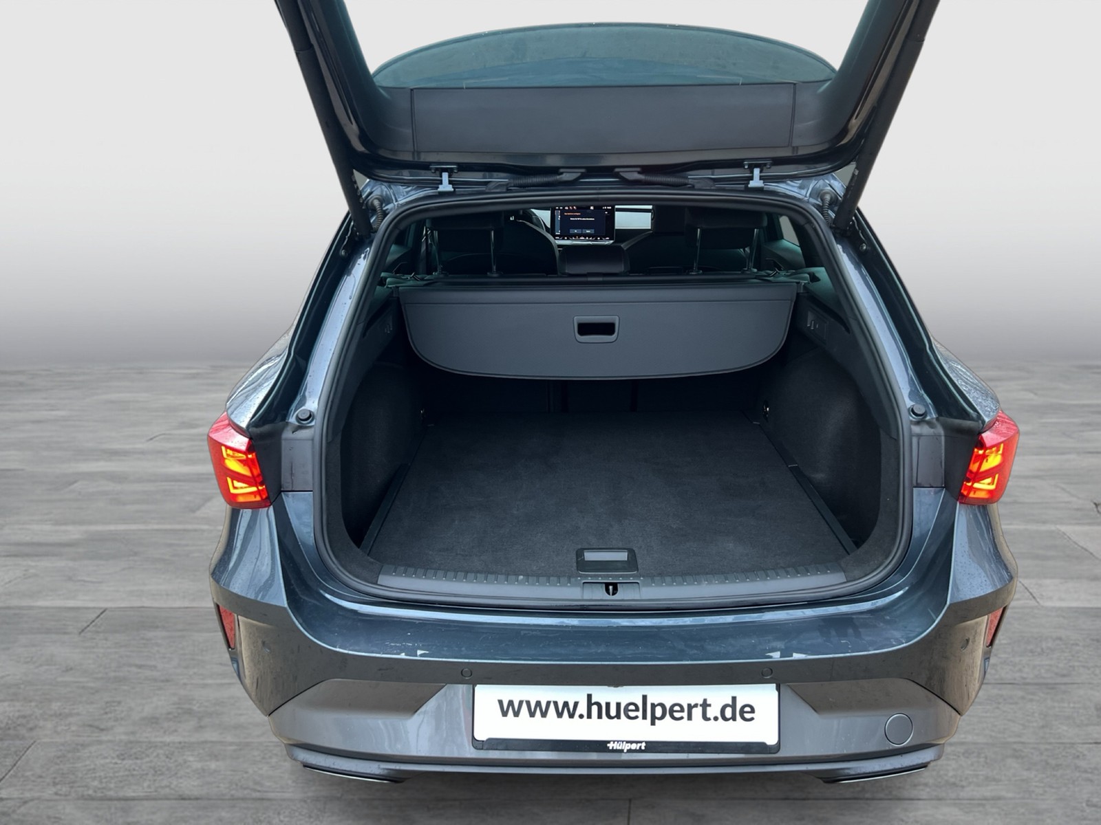 Cupra Leon ST 2.0 FACELIFT AHK CAM ACC E-KLAPPE NAVI