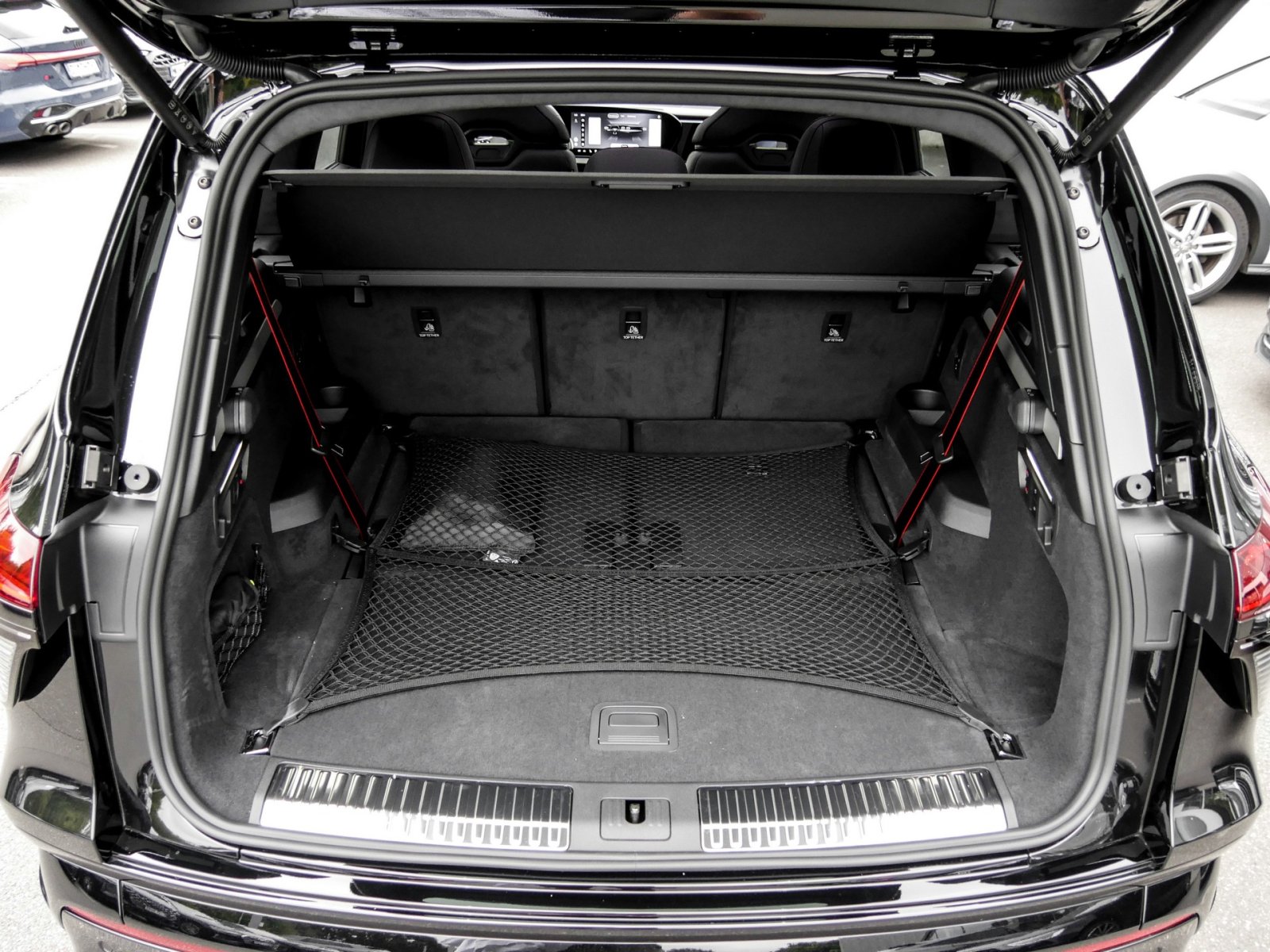 Audi Q7 S LINE 7SITZE AHK PANO B&O TECHPRO STANDHZG
