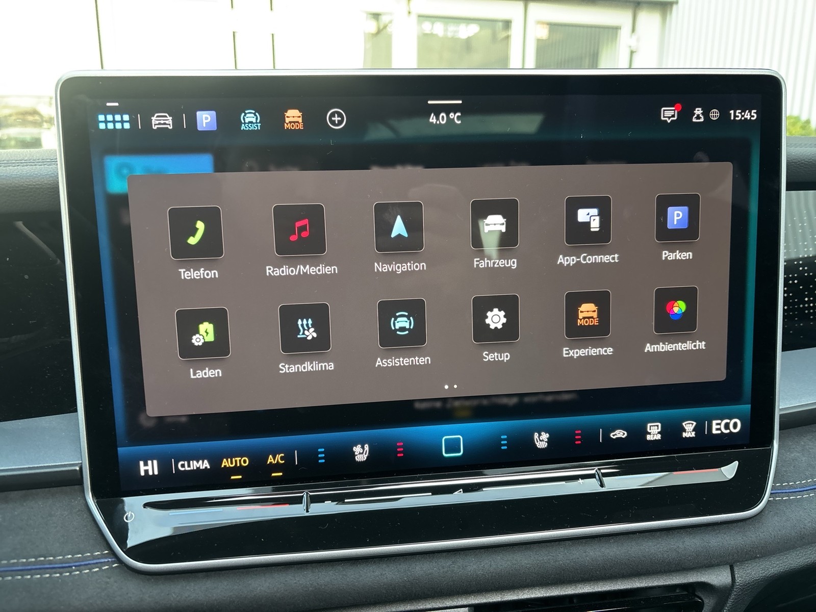 Volkswagen Tayron 1.5 HYBRID R-LINE LEDER PANO AHK 360°CAM