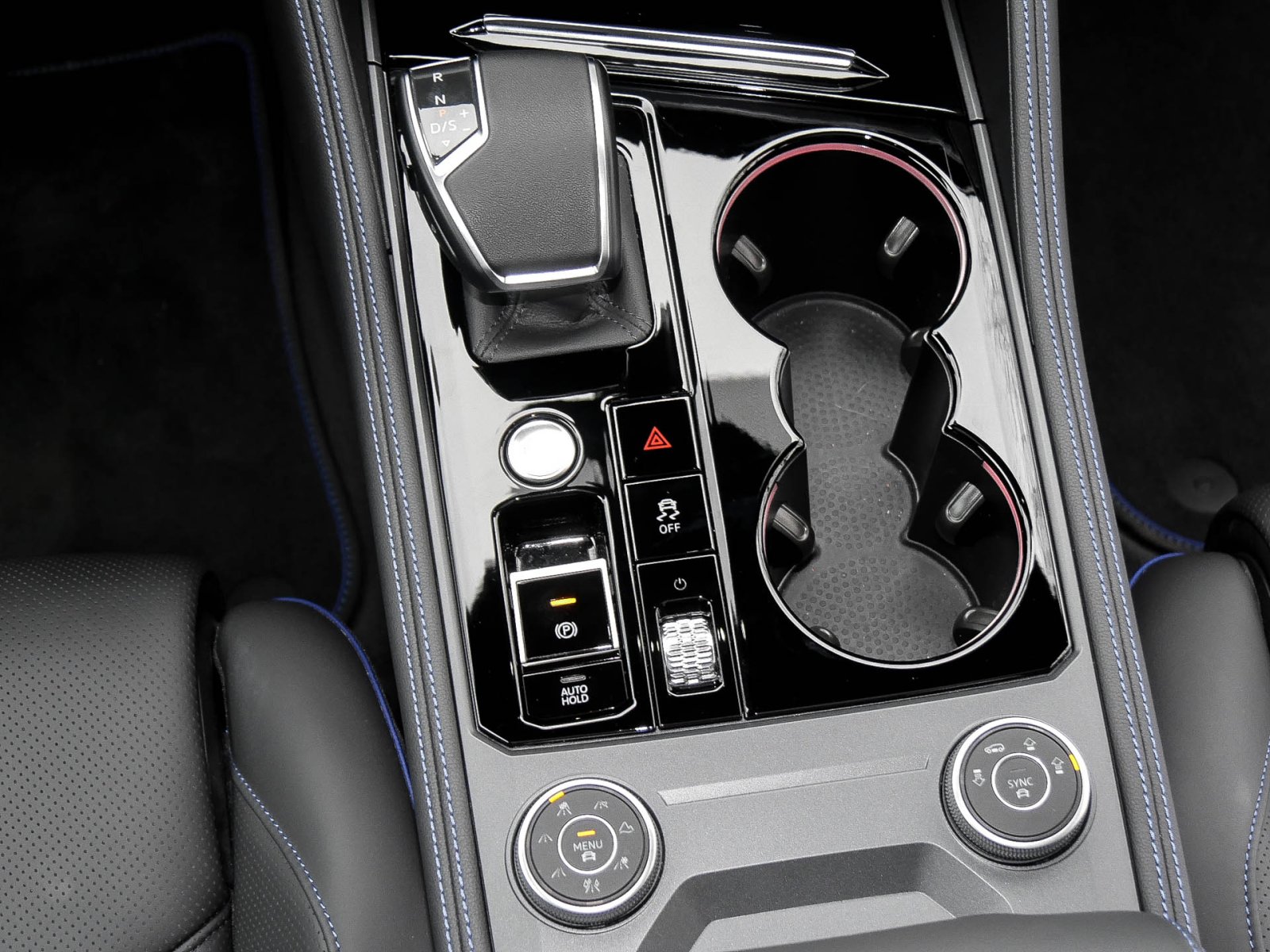 Volkswagen Touareg HYBRID R NEUESMODELL PANO AHK CAM ACC LM22 E-KLAPPE