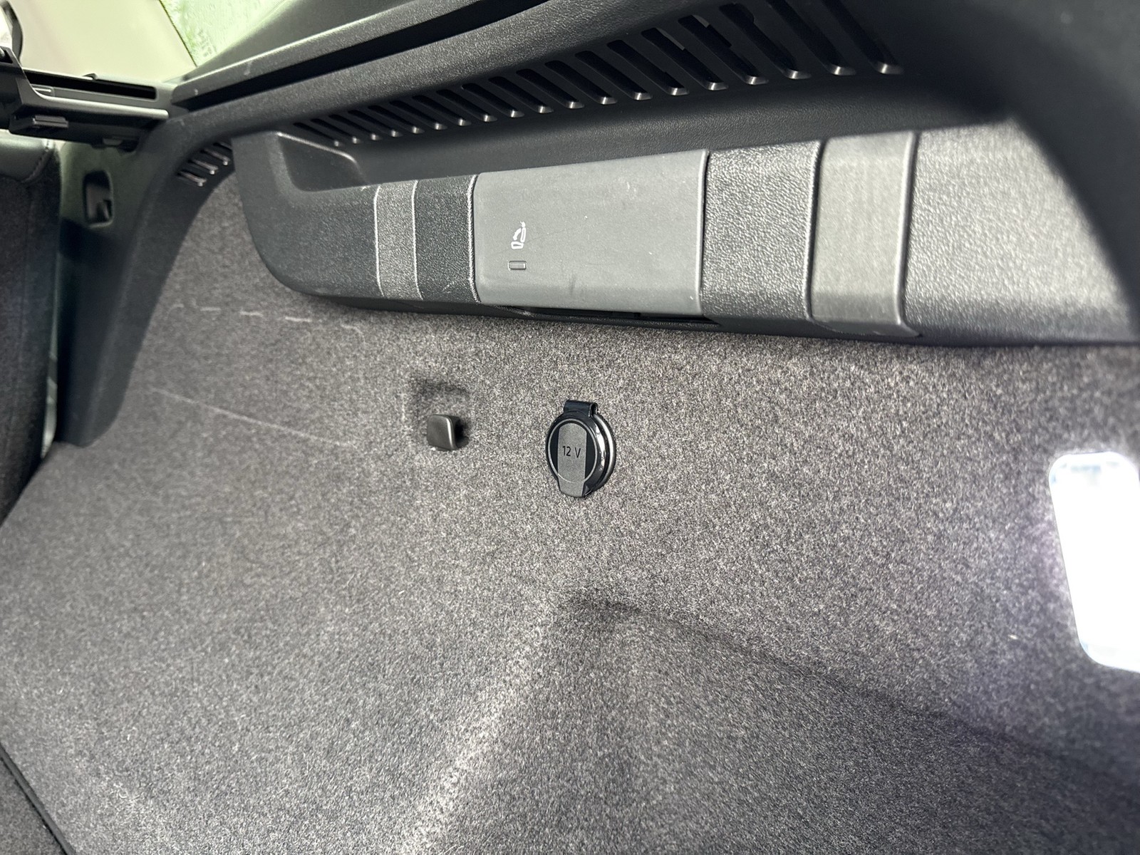 Volkswagen Tayron 2.0 ELEGANCE STANDHZ. 360°CAM ACC LM18