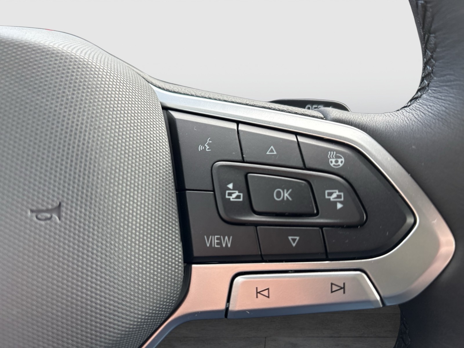 Volkswagen Tayron 1.5 HYBRID LIFE CAM ACC LM18 EKLAPPE NAVI