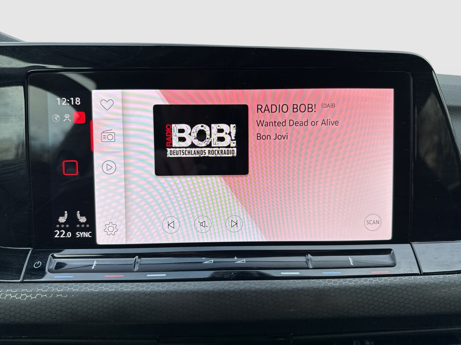 Volkswagen Golf GTI BLACK STYLE H.KARDON ALU19 MATRIX