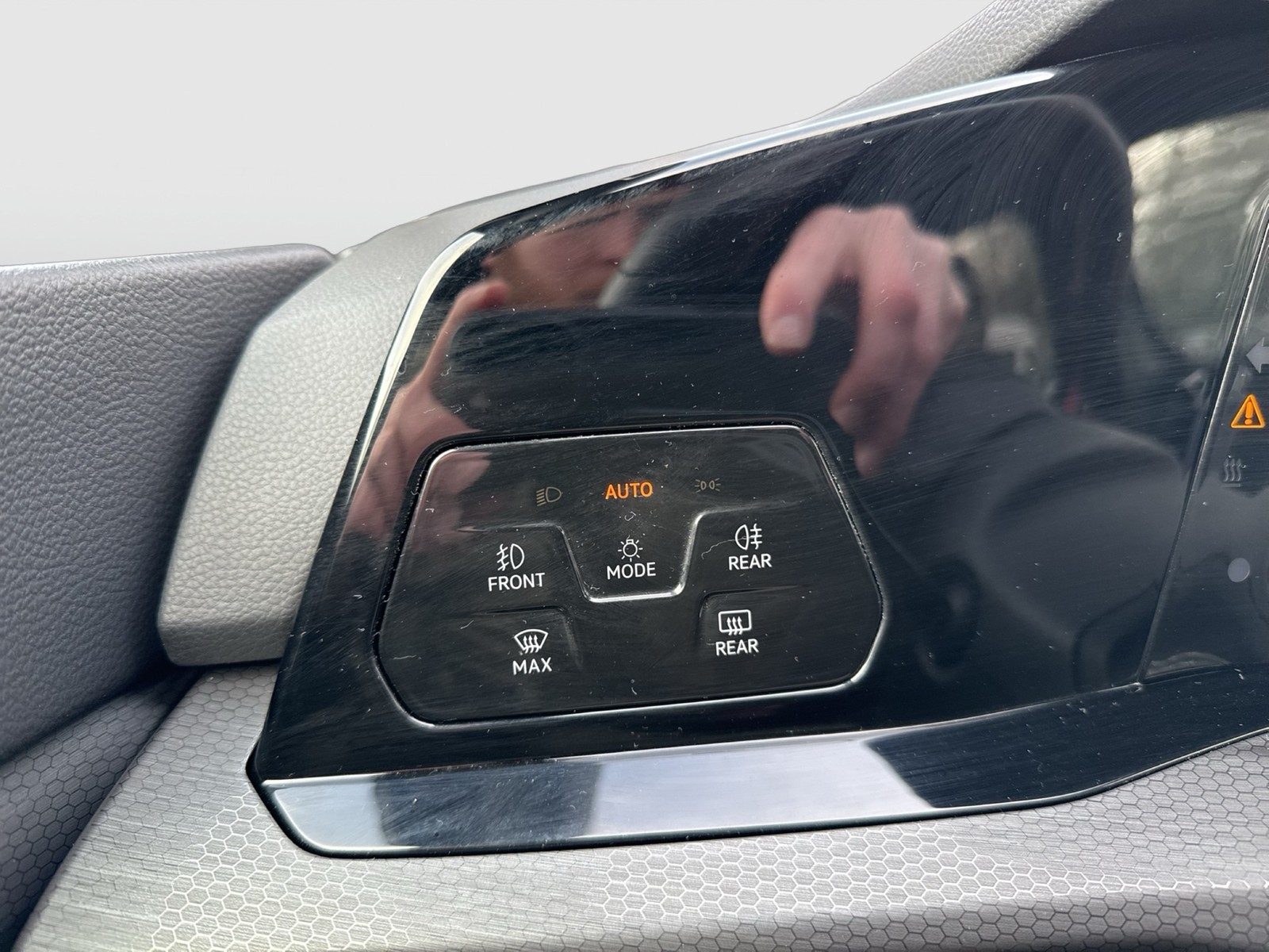 Volkswagen Golf GTI BLACK STYLE H.KARDON ALU19 MATRIX