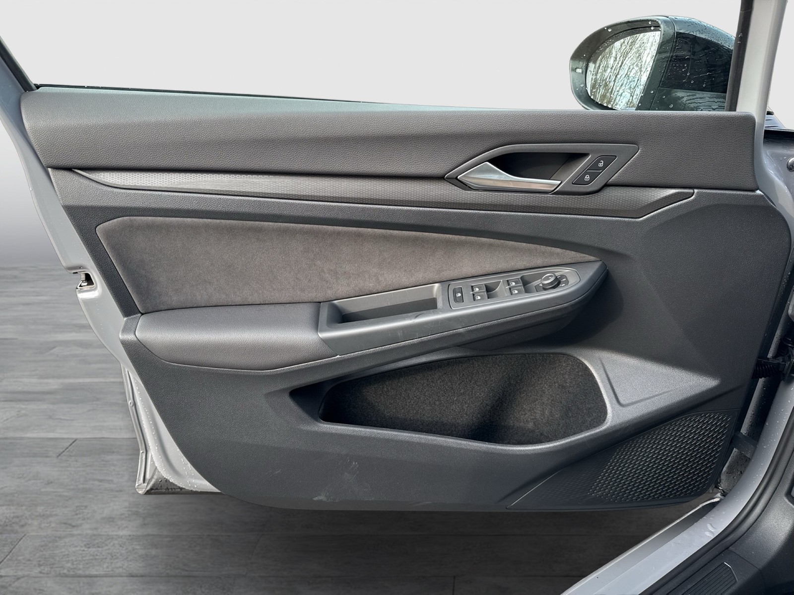 Volkswagen Golf GTI BLACK STYLE H.KARDON ALU19 MATRIX