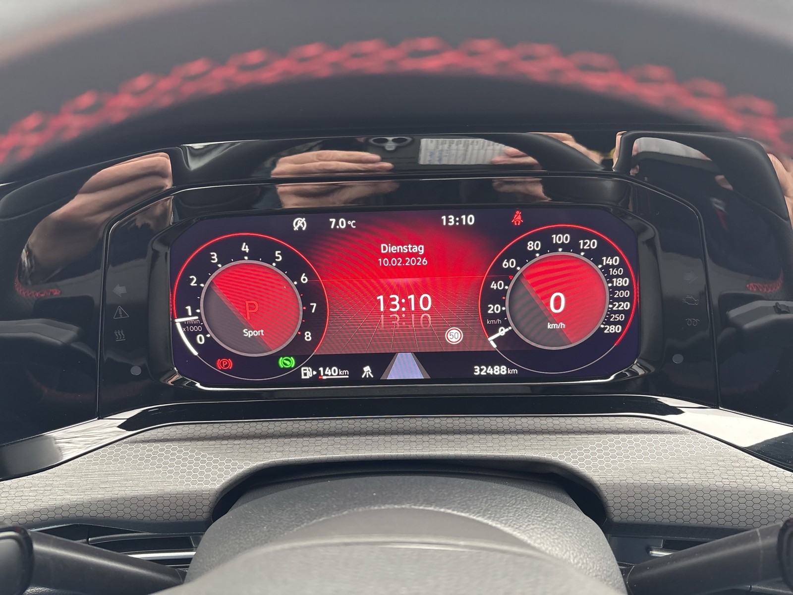 Volkswagen Golf VIII 2.0 GTI PANO ACC LM18 NAVI LED+ SITZHZ