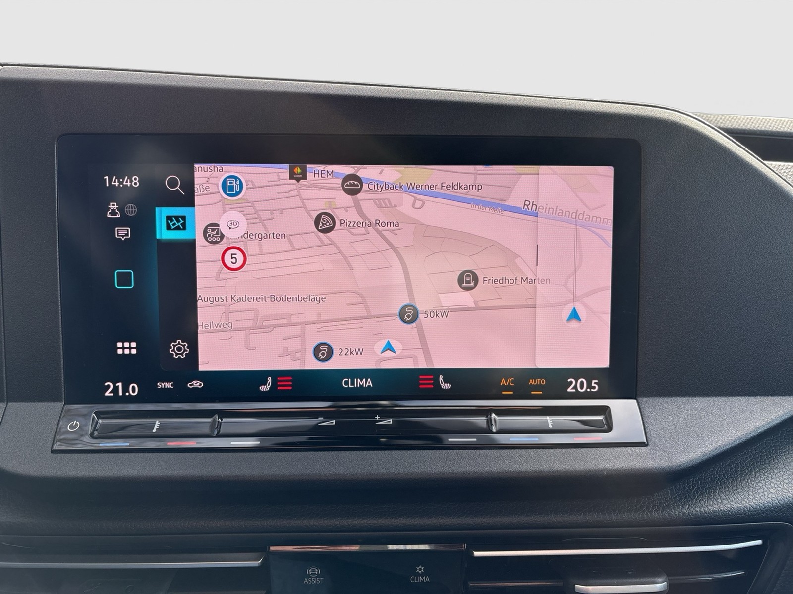 Volkswagen Caddy Maxi 2.0 LIFE 7SITZE AHK NAVI ALU CARPLAY