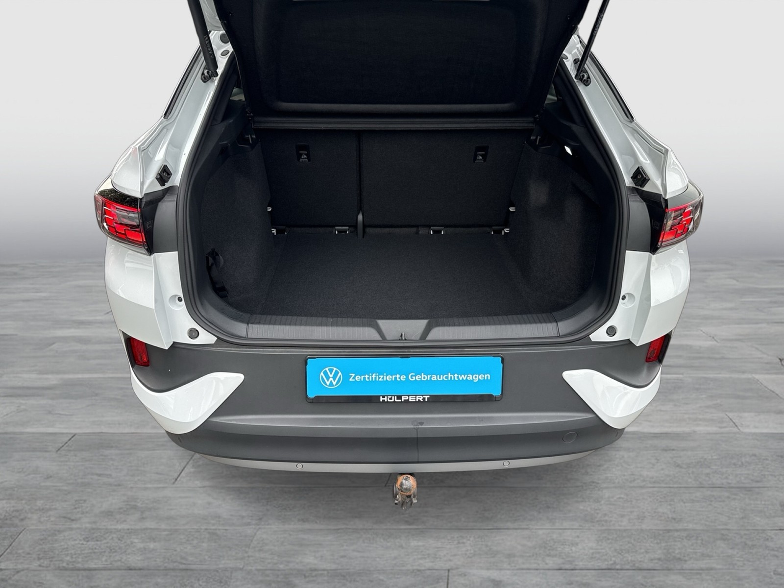 Volkswagen ID.5 Pro WÄRMEPUMPE AHK CAM ACC LM19 MATRIX NAVI
