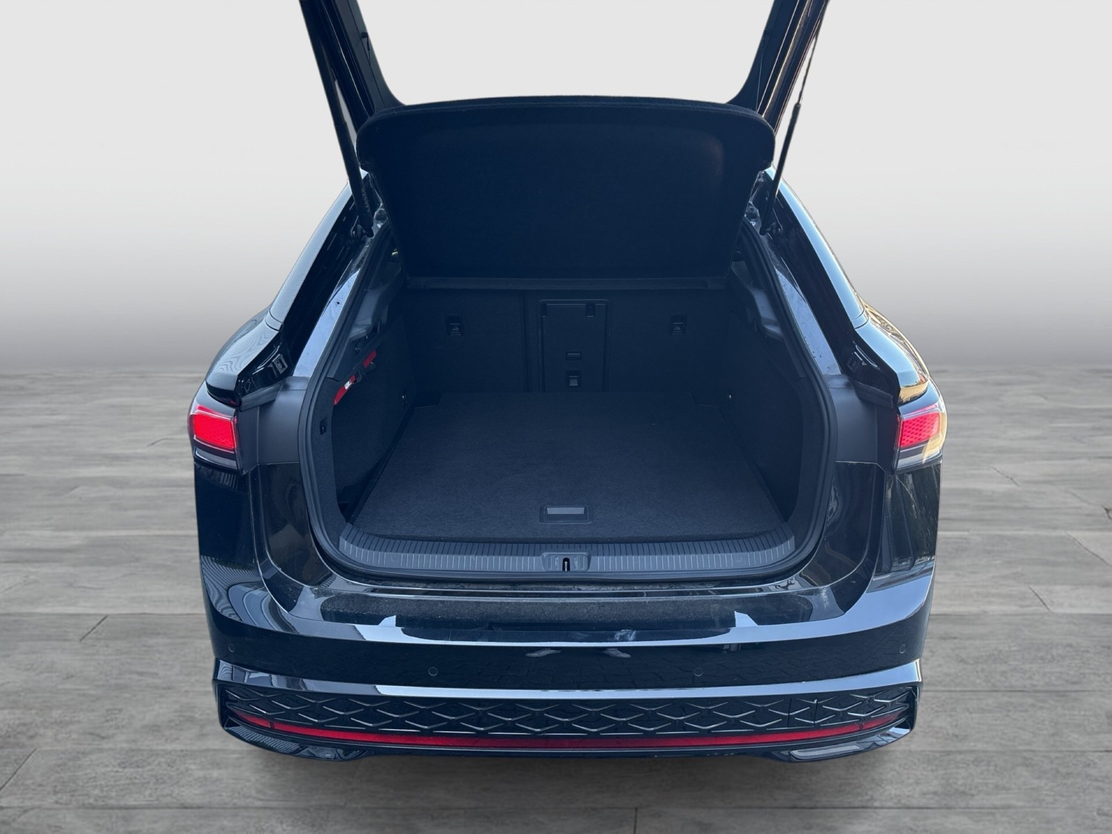 Volkswagen ID.7 GTX 4X4 WÄRMEPUMPE AHK 360°CAM ACC LM20
