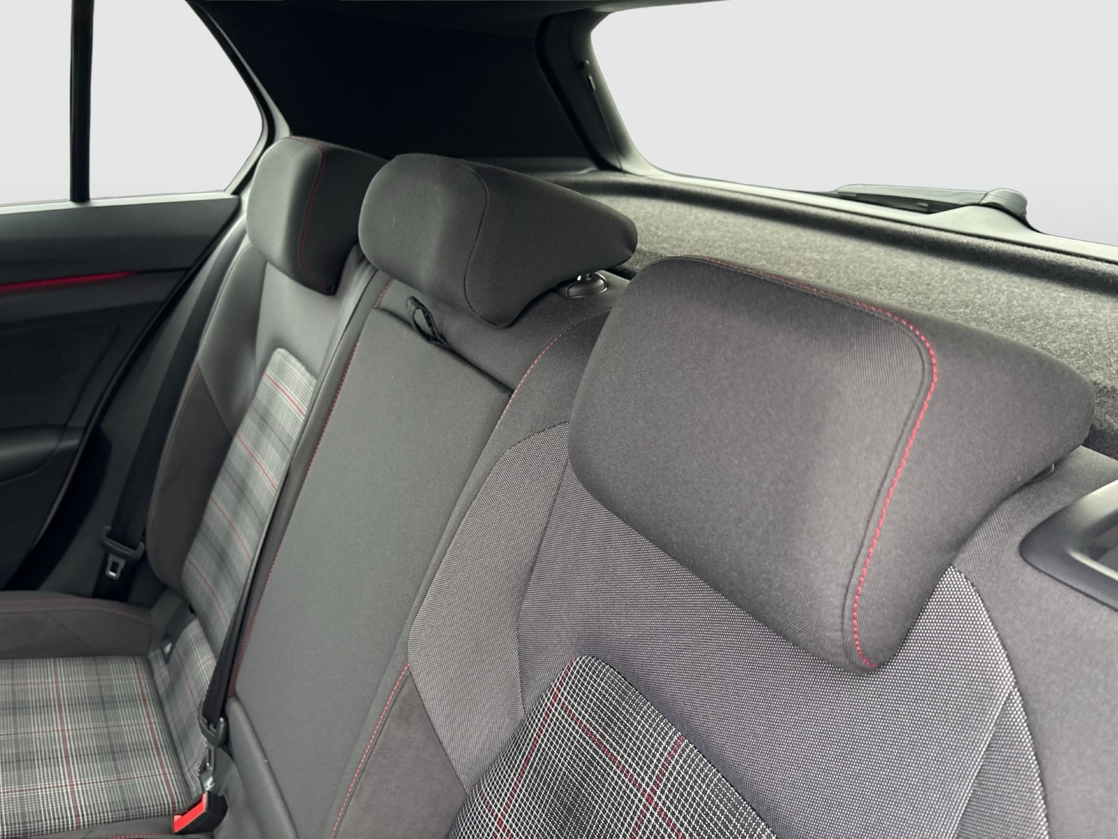 Volkswagen Golf VIII 2.0 GTI ACC CARPLAY LED+ SITZHEIZUNG