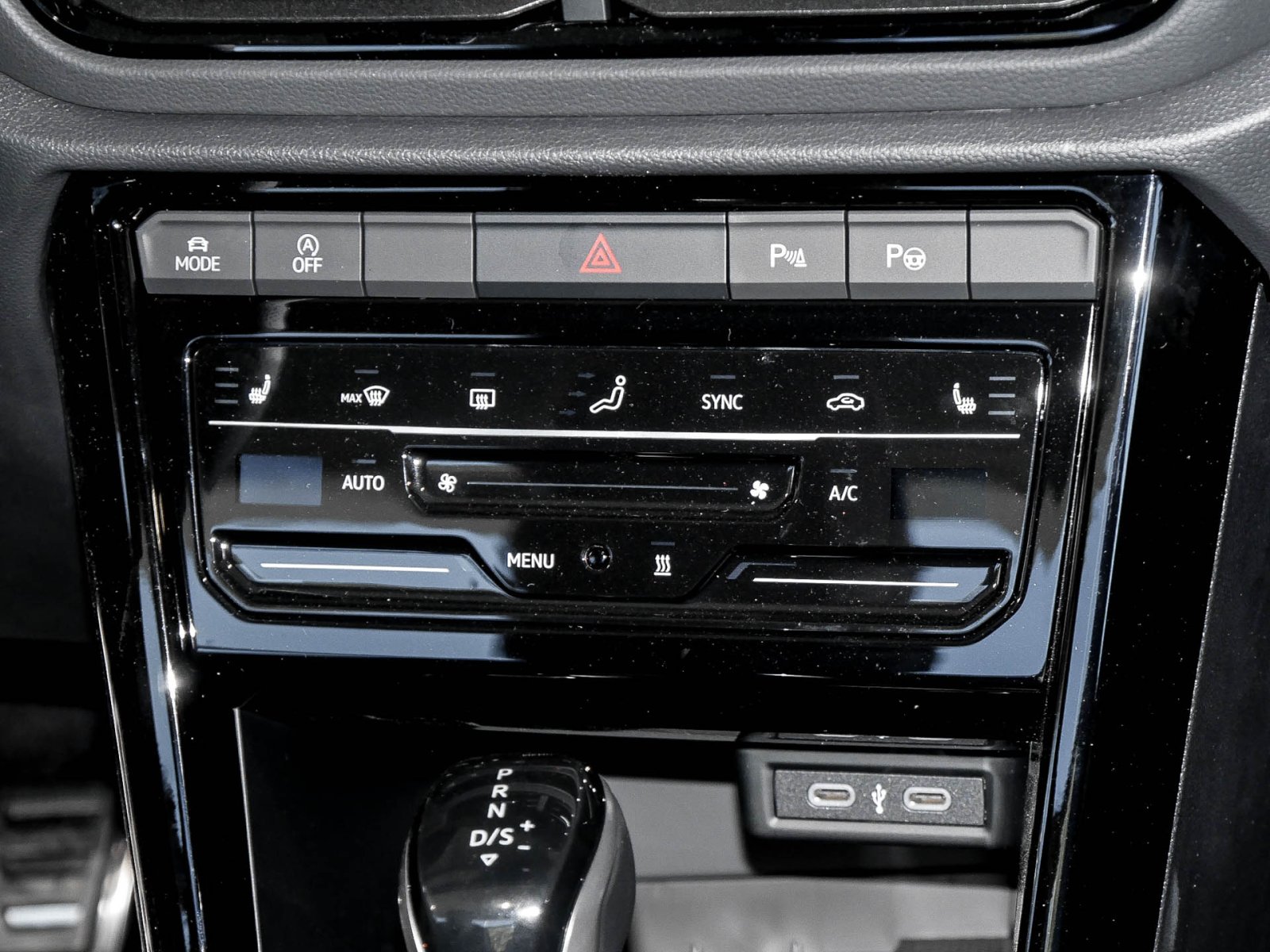 Volkswagen T-Roc Cabrio 1.5 R-LINE DSG EDITION KARMANN PLUS