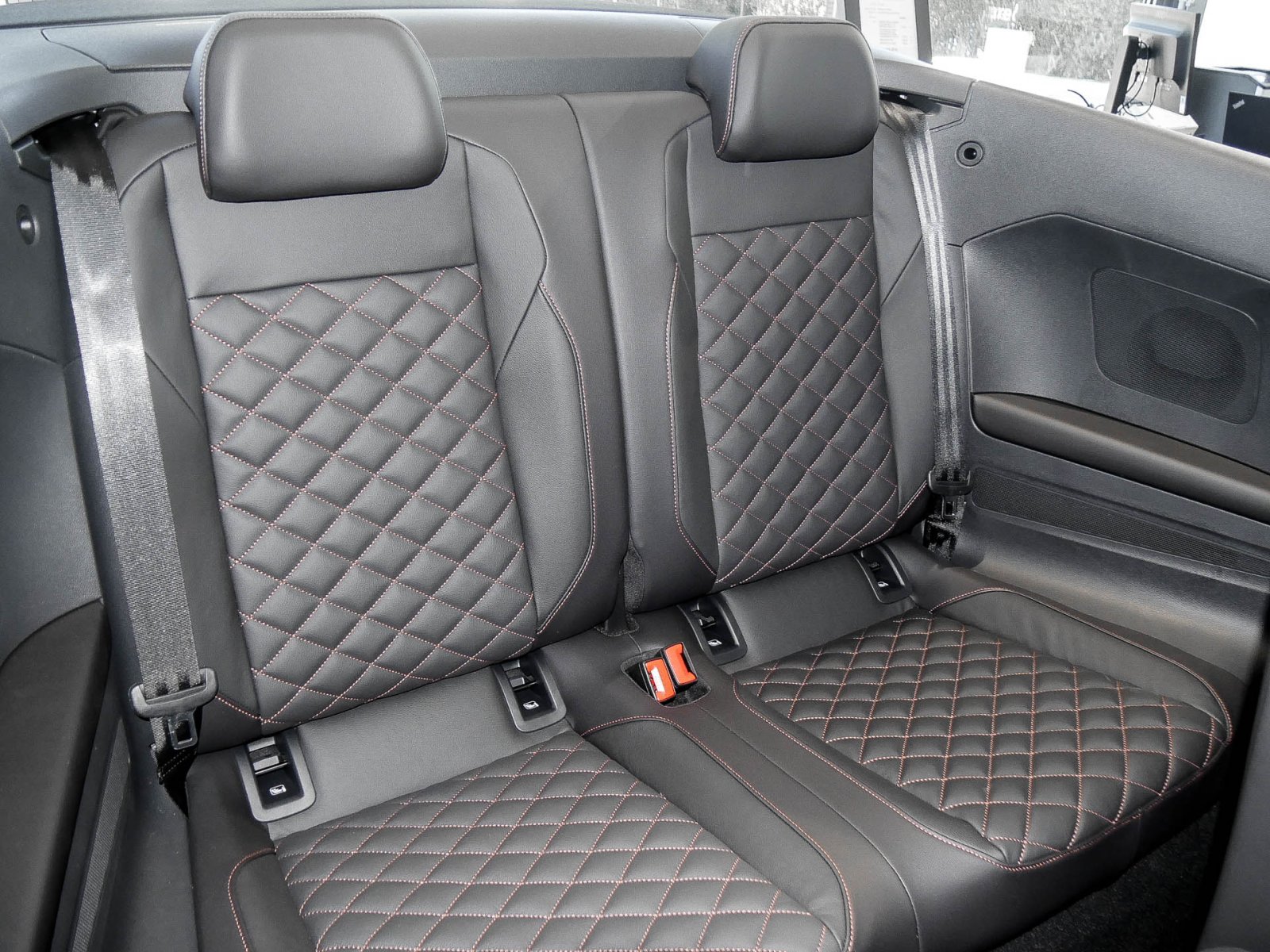 Volkswagen T-Roc Cabrio 1.5 R-LINE DSG EDITION KARMANN PLUS
