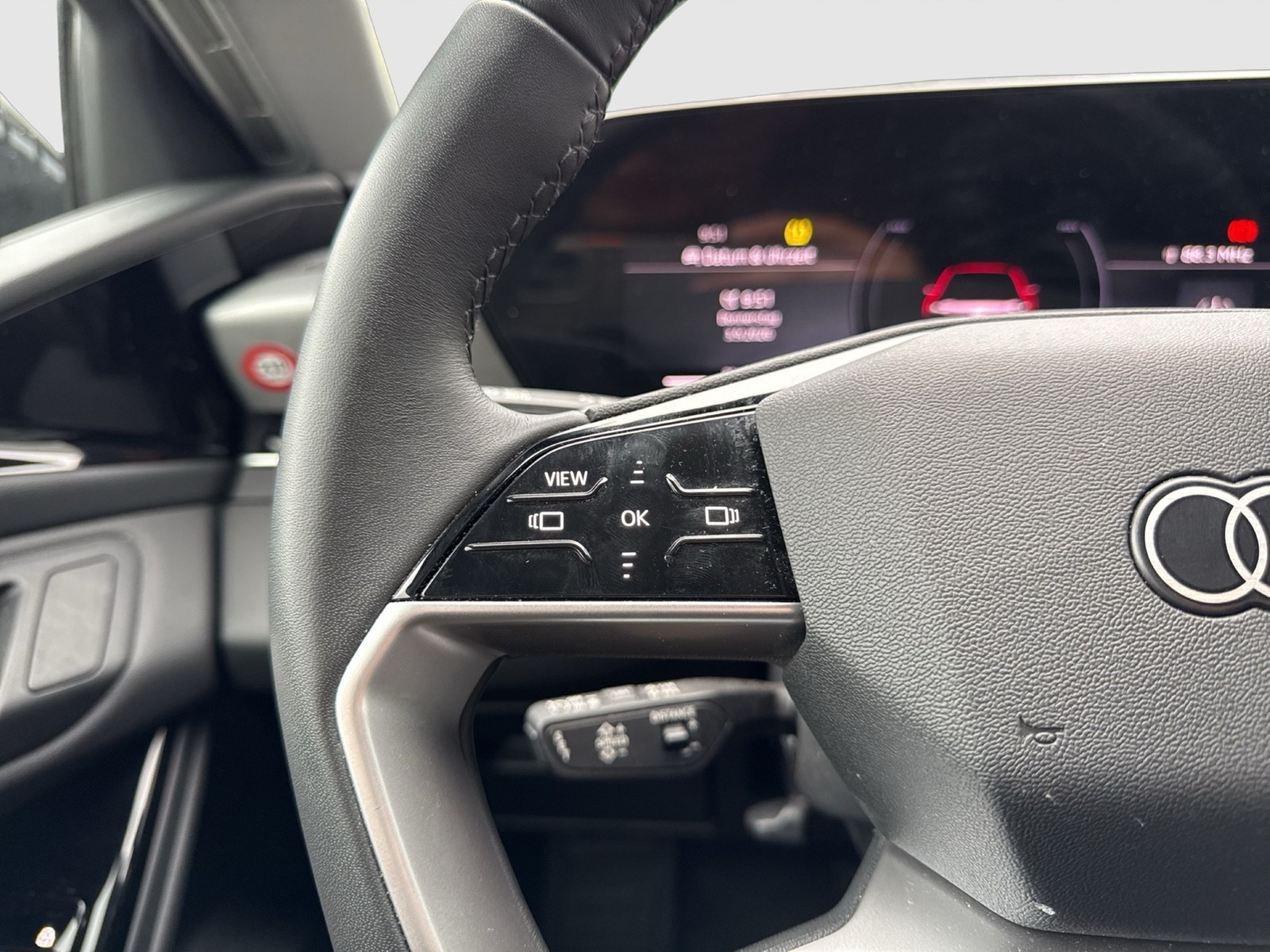 Audi A6 e-tron Avant advanced AHK 360°CAM ACC LM20