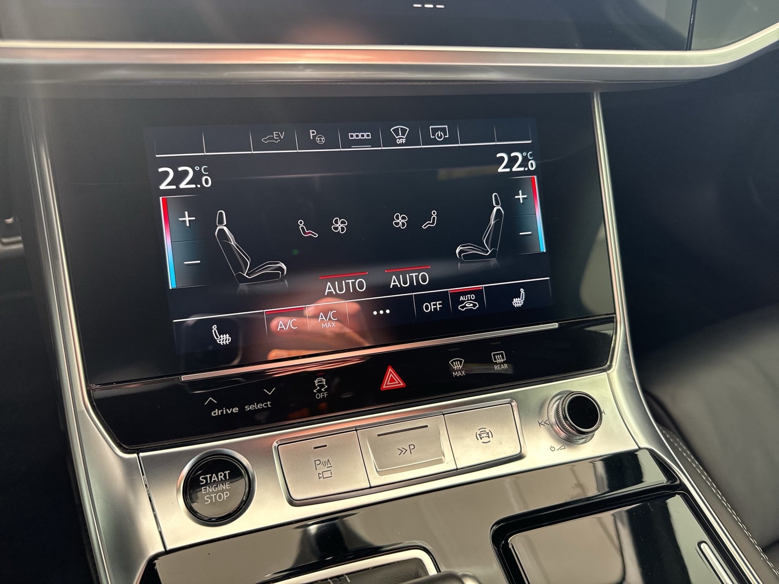 Audi A6 Avant 55 Qu. HYBRID S LINE PANO B&O ALU20