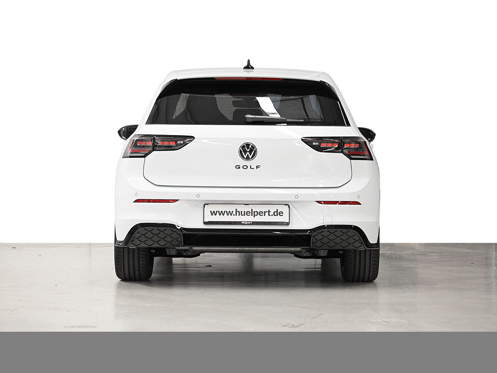 Volkswagen Golf 1.5 R-LINE DSG BLACKSTYLE MATRIXLED AHK