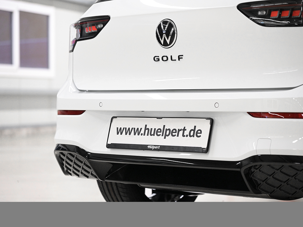 Volkswagen Golf 1.5 R-LINE DSG BLACKSTYLE MATRIXLED AHK