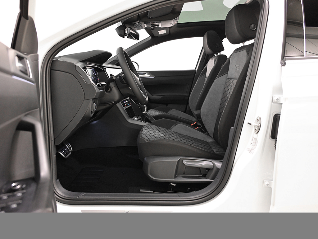 Volkswagen Taigo 1.5 TSI R-LINE DSG