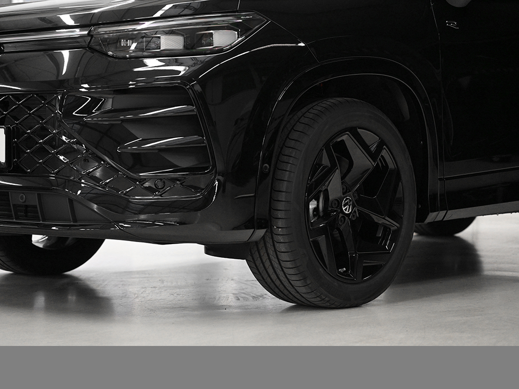 Volkswagen Tayron 2.0 R-LINE 4MOTION DSG BLACKSTYLE AHK