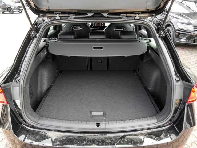 Cupra Leon ST 1.5 eTSI BEATS KAMERA ACC ALU18" NAVI