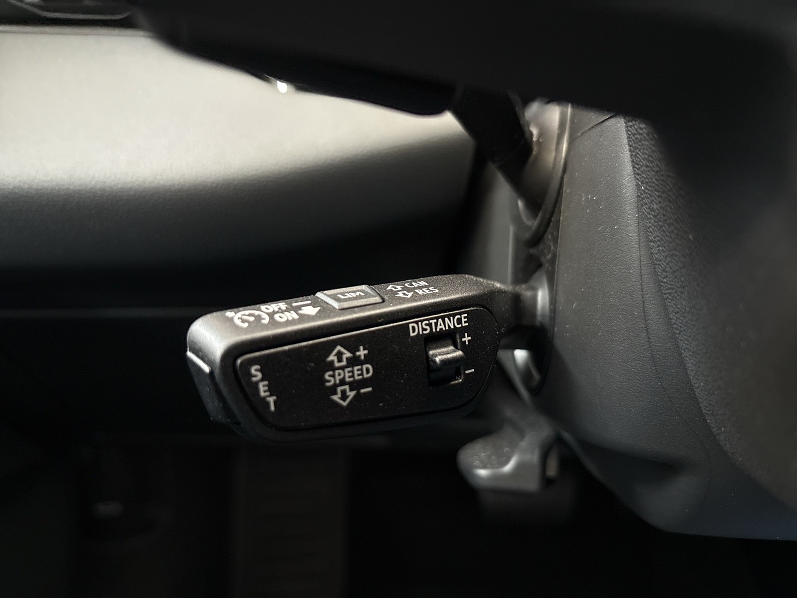 Audi A6 e-tron Avant S LINE AHK 360°CAM ACC LM20 NAVI