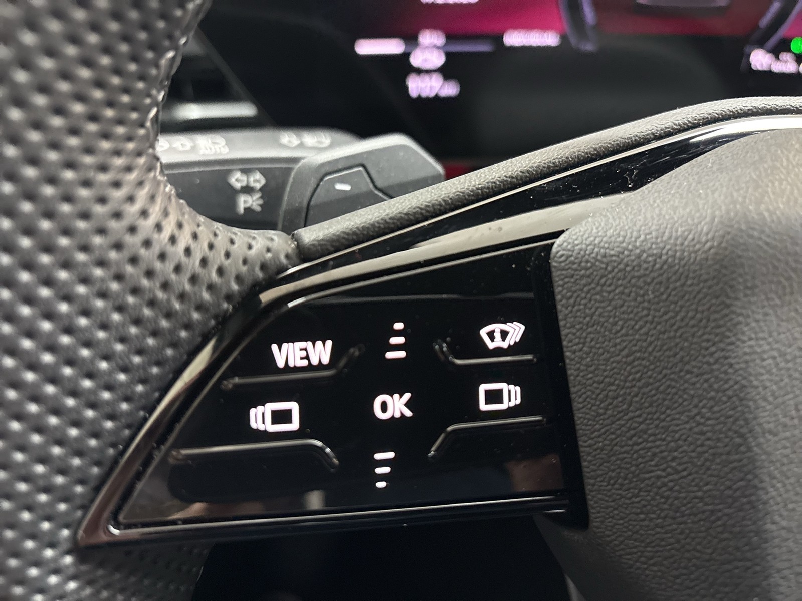 Audi Q6 e-tron quattro S LINE BLACKPAK TECH+ B&O 21"