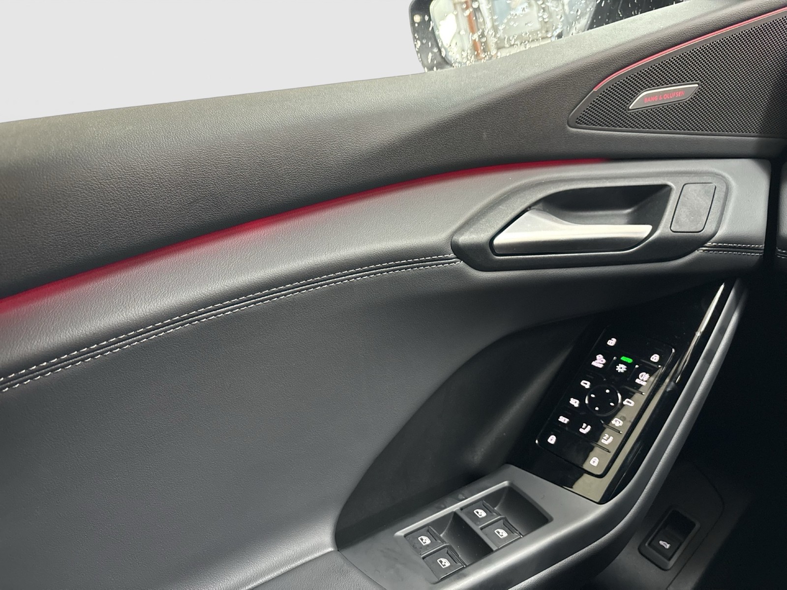 Audi Q6 e-tron quattro S LINE BLACKPAK TECH+ B&O 21"